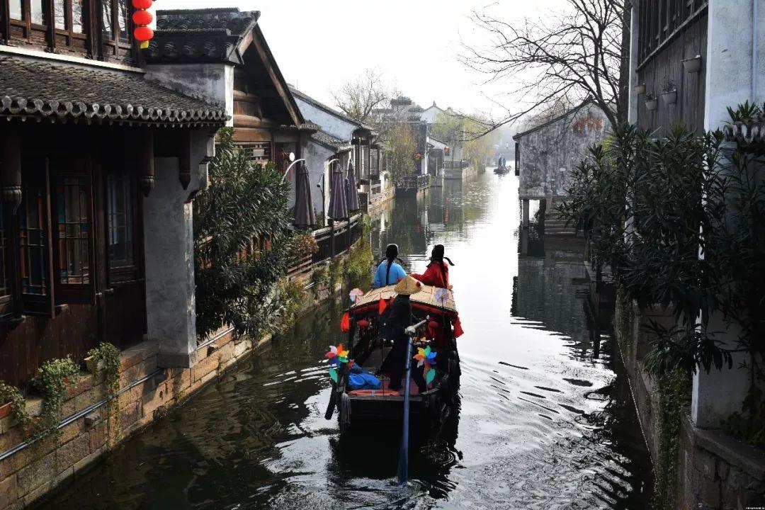 大部分男人为什么对主动靠近他的女人没有兴趣？游戏画面