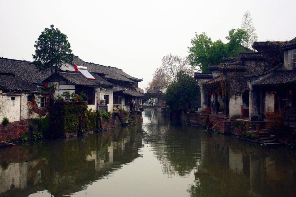 饭局上这4种人，非常令人讨厌，如果你有这些习惯，尽早改掉吧